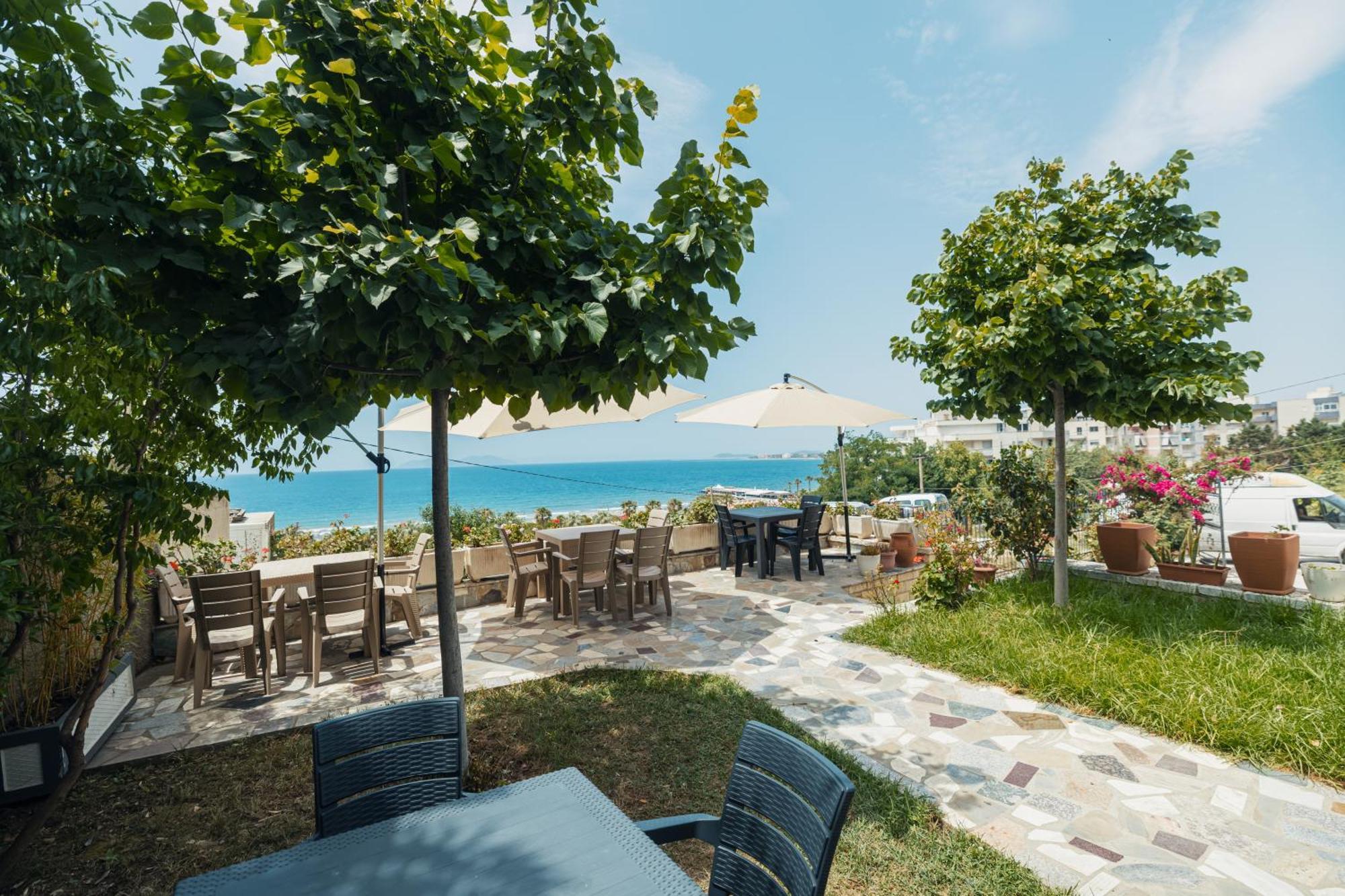 Voyage Hotel