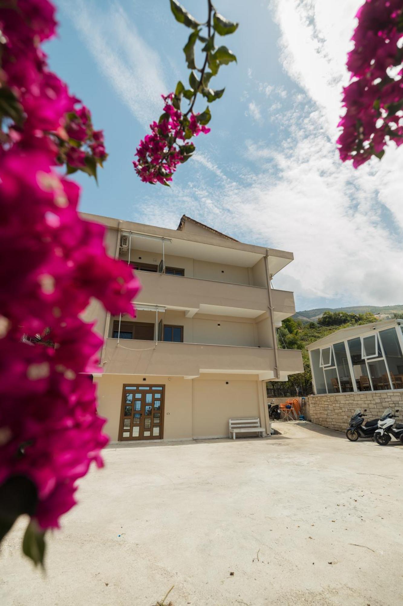 Voyage Hotel Vlorë